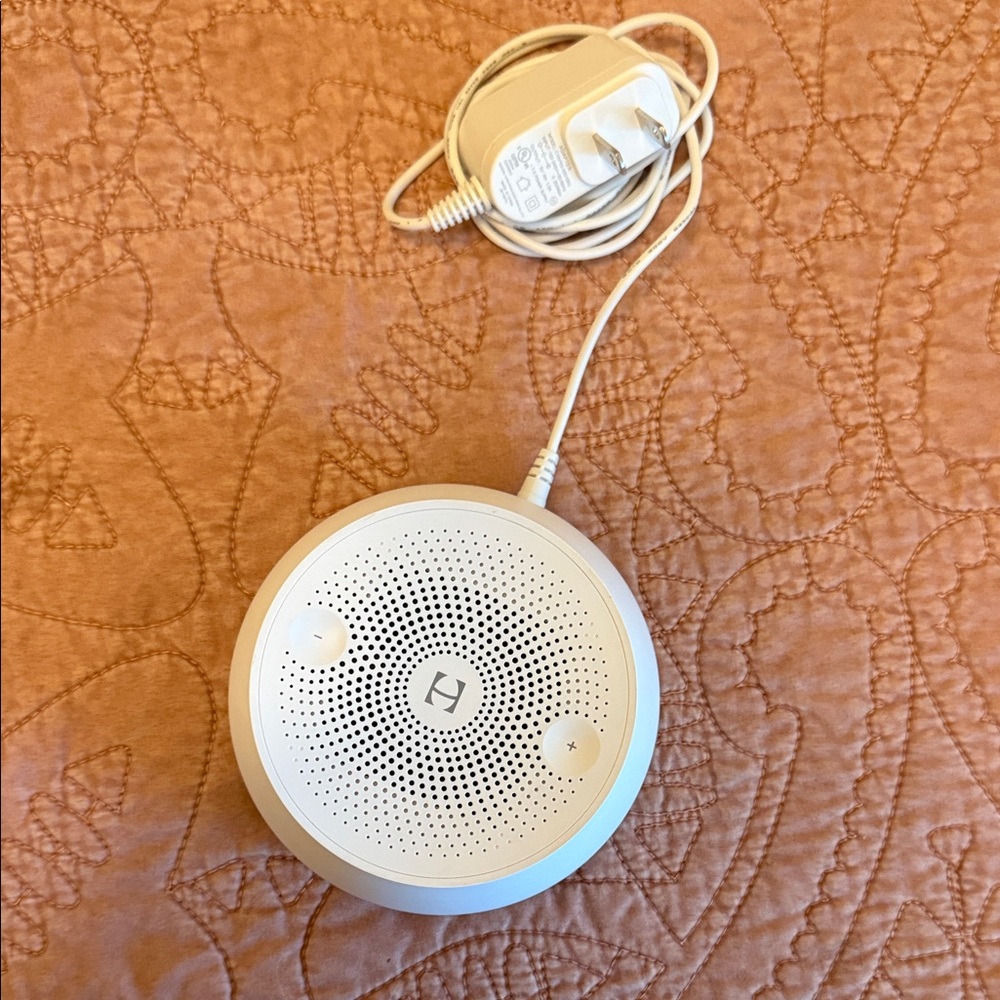 HATCH Rest Mini Sound Machine for Babies, White